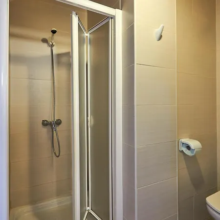 Winahost Soterrana Apartment *