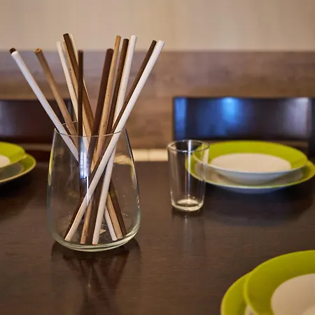 En El Corazon De By Alterhome Apartment *